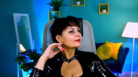 helenbeler online show from 7, 11, 2025