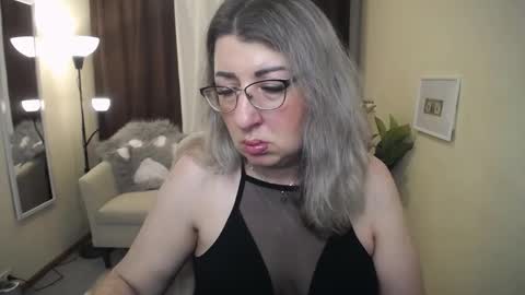 helenenigma online show from 16, 11, 2025