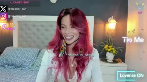 Snapshot of helensun_oficial chatting on 22, 5, 2026 Helen online show from 22, 5, 2026