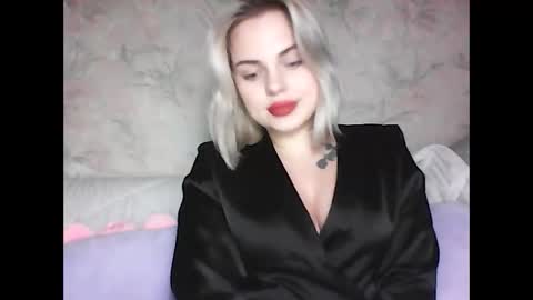 Snapshot of helga_now chatting on 5, 3, 2025 helga_now online show from 5, 3, 2025