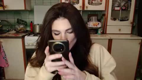 helgamun online show from 7, 11, 2025