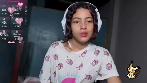 Helia Transfem and Amy online show from 5, 11, 2025