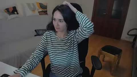 Snapshot of hella_helen chatting on 24, 6, 2026 Helen online show from 24, 6, 2026