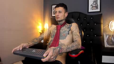 Snapshot of hellboyinked chatting on 24, 9, 2025 Liam online show from 24, 9, 2025