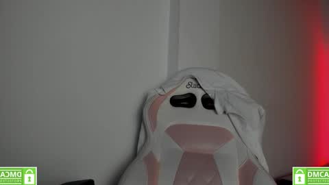 Snapshot of hellen__smith_ chatting on 6, 2, 2026 hellen__smith_ online show from 6, 2, 2026