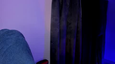 Snapshot of hellena_1 chatting on 31, 5, 2026 Juliet online show from 31, 5, 2026