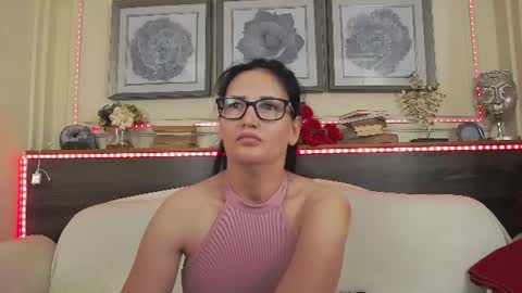 Snapshot of hellendesire chatting on 17, 7, 2026 online show from 17, 7, 2026