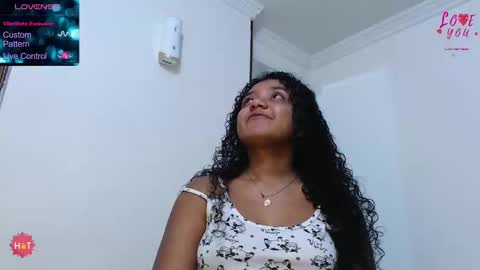 Snapshot of hello_candy chatting on 12, 2, 2025 Candy online show from 12, 2, 2025