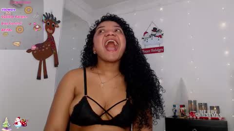 Snapshot of hello_candy chatting on 19, 12, 2025 Candy online show from 19, 12, 2025