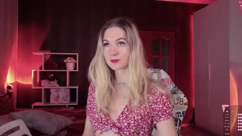 Alisia  Monday to Friday from 10 am to 4 pm GMT 2 online show from 26, 9, 2025