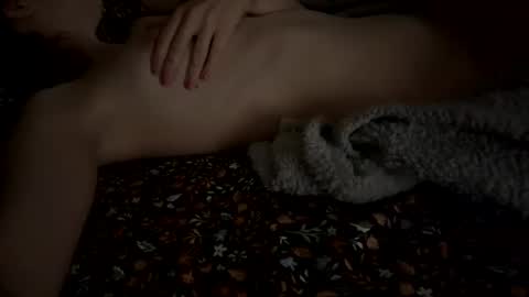 Snapshot of hellokitten123 chatting on 12, 3, 2025 hellokitten123 online show from 12, 3, 2025