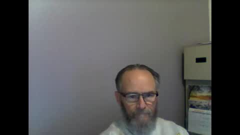 Snapshot of helopilot01 chatting on 4, 1, 2025 helopilot01 online show from 4, 1, 2025