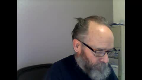 Snapshot of helopilot01 chatting on 16, 2, 2025 helopilot01 online show from 16, 2, 2025