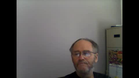 Snapshot of helopilot01 chatting on 8, 9, 2025 helopilot01 online show from 8, 9, 2025