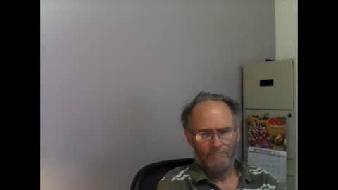 Snapshot of helopilot01 chatting on 15, 9, 2025 helopilot01 online show from 15, 9, 2025