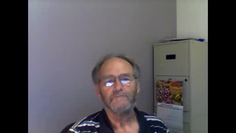 Snapshot of helopilot01 chatting on 23, 9, 2025 helopilot01 online show from 23, 9, 2025