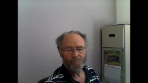 Snapshot of helopilot01 chatting on 5, 10, 2025 helopilot01 online show from 5, 10, 2025