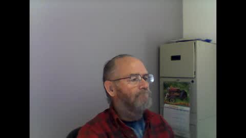 Snapshot of helopilot01 chatting on 11, 10, 2025 helopilot01 online show from 11, 10, 2025