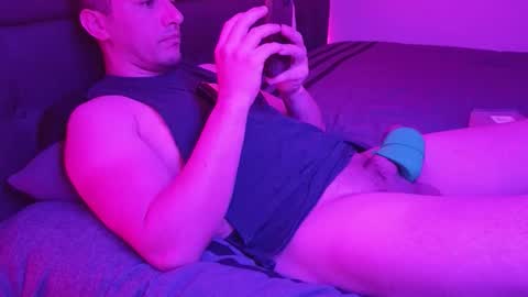 HENNIDRIP online show from 17, 1, 2026