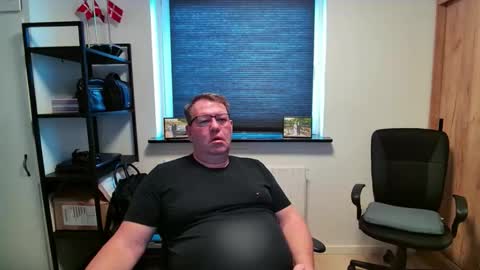 henrikrp1971 online show from 21, 2, 2026