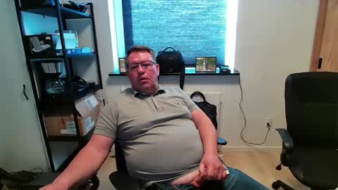 Snapshot of henrikrp1971 chatting on 26, 4, 2026 henrikrp1971 online show from 26, 4, 2026