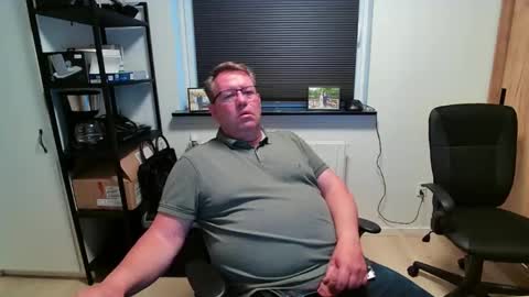 Snapshot of henrikrp1971 chatting on 3, 5, 2026 henrikrp1971 online show from 3, 5, 2026