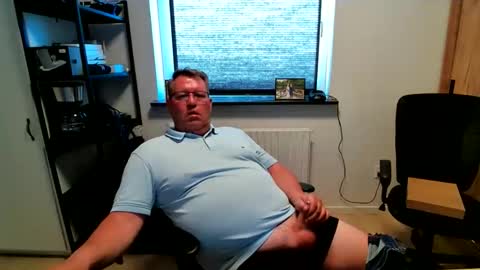 Snapshot of henrikrp1971 chatting on 25, 5, 2026 henrikrp1971 online show from 25, 5, 2026