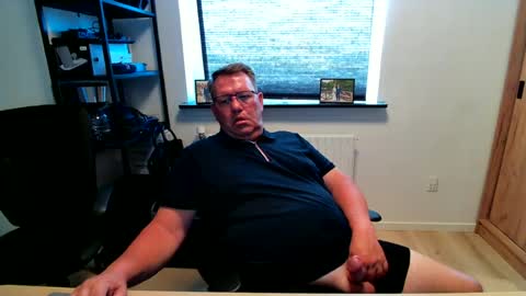 Snapshot of henrikrp1971 chatting on 25, 6, 2026 henrikrp1971 online show from 25, 6, 2026