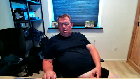 Snapshot of henrikrp1971 chatting on 26, 6, 2026 henrikrp1971 online show from 26, 6, 2026