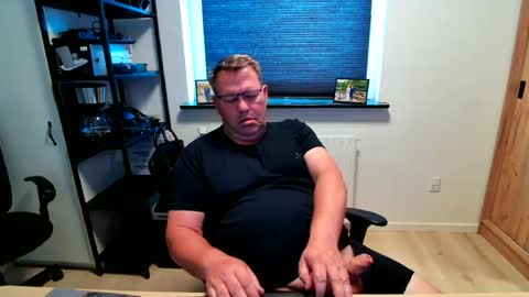Snapshot of henrikrp1971 chatting on 1, 7, 2026 henrikrp1971 online show from 1, 7, 2026
