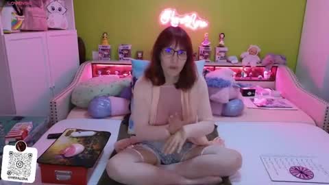 Snapshot of heraluna_ chatting on 12, 5, 2026 HeraLuna online show from 12, 5, 2026