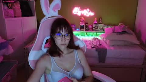 Snapshot of heraluna_ chatting on 16, 7, 2026 HeraLuna online show from 16, 7, 2026