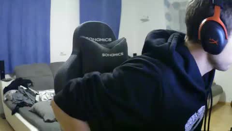 John Pearl online show from 22, 11, 2025