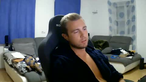 Snapshot of herbstenden chatting on 30, 5, 2026 John Pearl online show from 30, 5, 2026