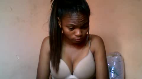 herisse01 online show from 6, 6, 2026