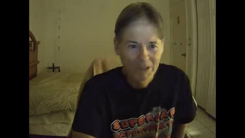 Snapshot of hewes1 chatting on 4, 2, 2026 hewes1 online show from 4, 2, 2026
