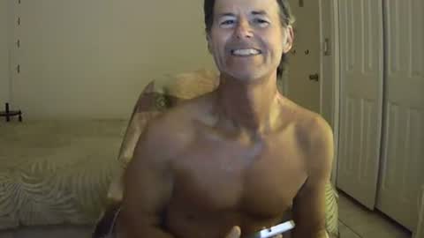 Snapshot of hewes1 chatting on 8, 3, 2026 hewes1 online show from 8, 3, 2026