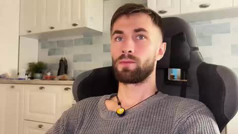 Arnold online show from 13, 11, 2025