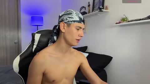 hey_cesard online show from 17, 10, 2025