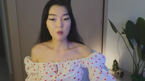 Snapshot of hey_herbal chatting on 11, 12, 2024 Audrey online show from 11, 12, 2024