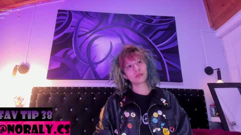 Snapshot of hey_noraly chatting on 11, 5, 2026 Noraly online show from 11, 5, 2026