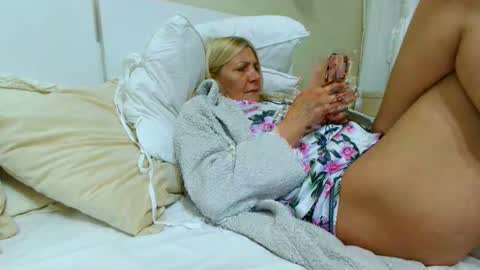 Heyheygrey online show from 15, 11, 2025