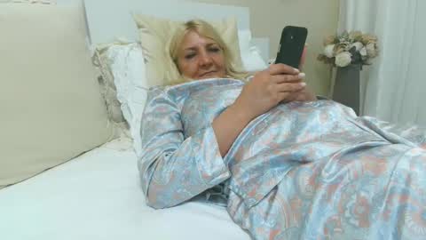 Snapshot of heyheygrey chatting on 28, 5, 2026 Heyheygrey online show from 28, 5, 2026