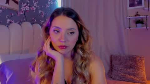 Snapshot of heymartina chatting on 3, 7, 2026 Martina Ricci Show schedule Monday to Friday 8am colombia time I work some weekends online show from 3, 7, 2026