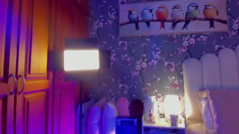 Snapshot of heymartina chatting on 4, 8, 2026 Martina Ricci Show schedule Monday to Friday 8am colombia time I work some weekends online show from 4, 8, 2026