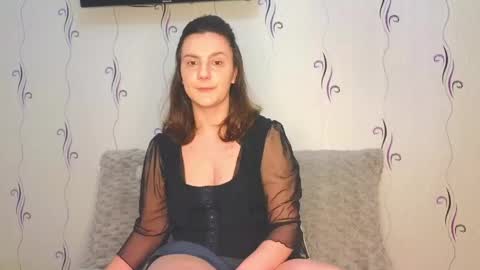 Heyy baddie online show from 19, 4, 2026