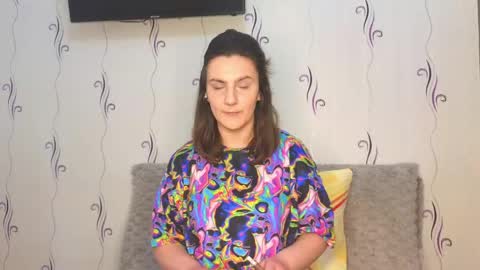 Heyy baddie online show from 25, 4, 2026