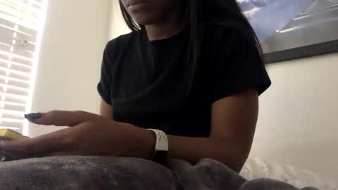 heyyou301990 online show from 5, 11, 2025