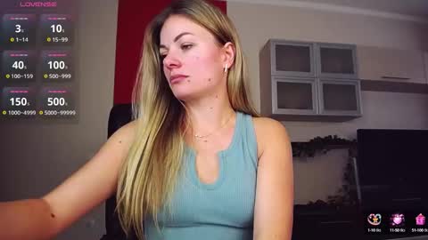 Lina online show from 15, 10, 2025