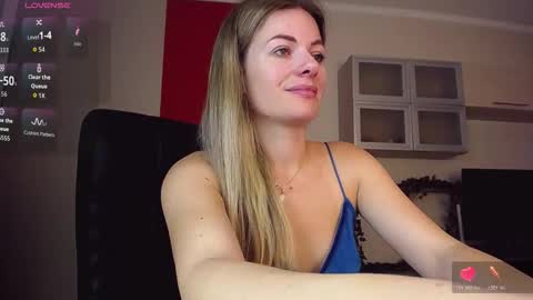 Lina online show from 6, 11, 2025